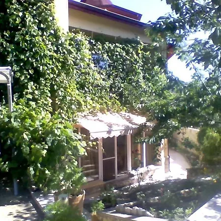 Penzion Part Of The House In The Apple Garden