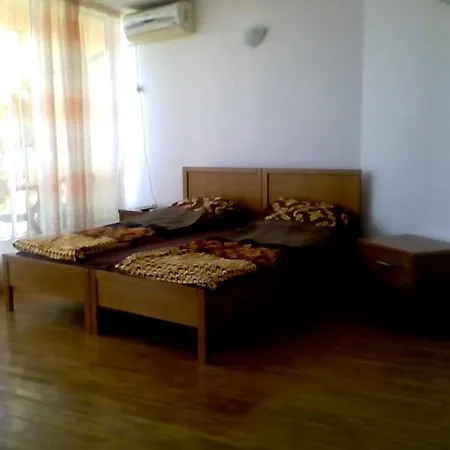 Part Of The House In The Apple Garden Penzion *