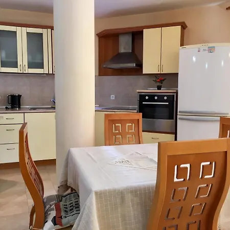 Part Of The House In The Apple Garden Penzion Varna